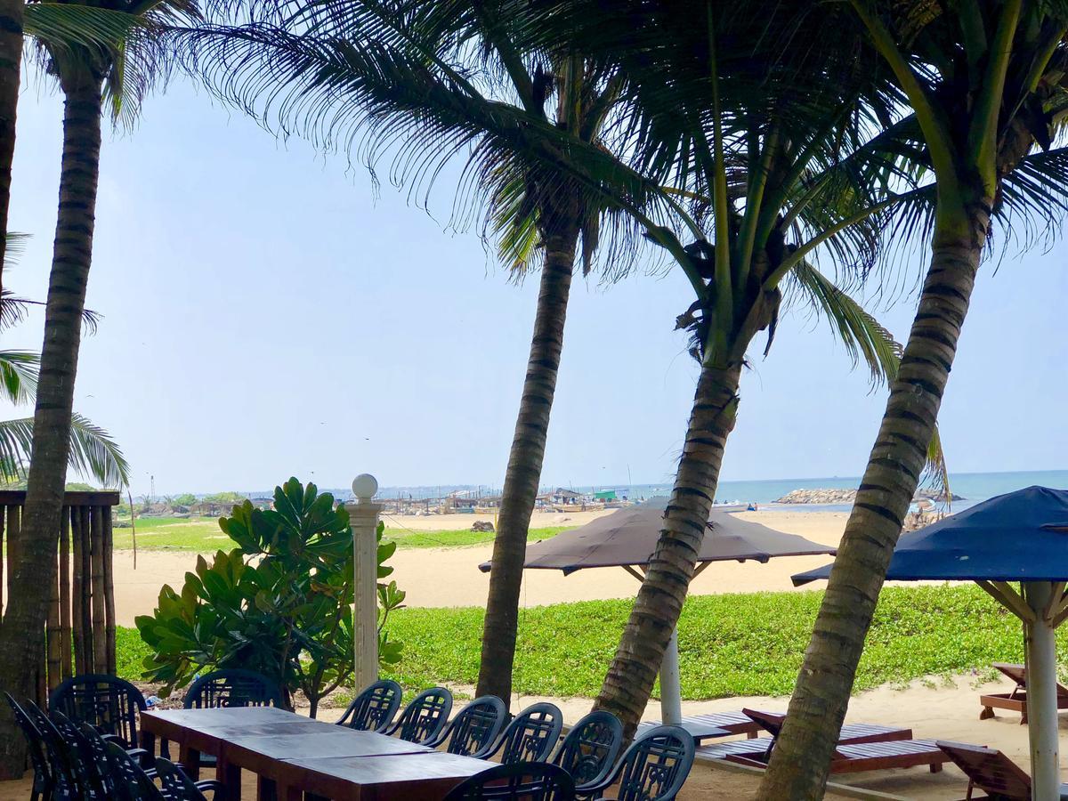 Lanka Beach Hotel Ettukala Luaran gambar