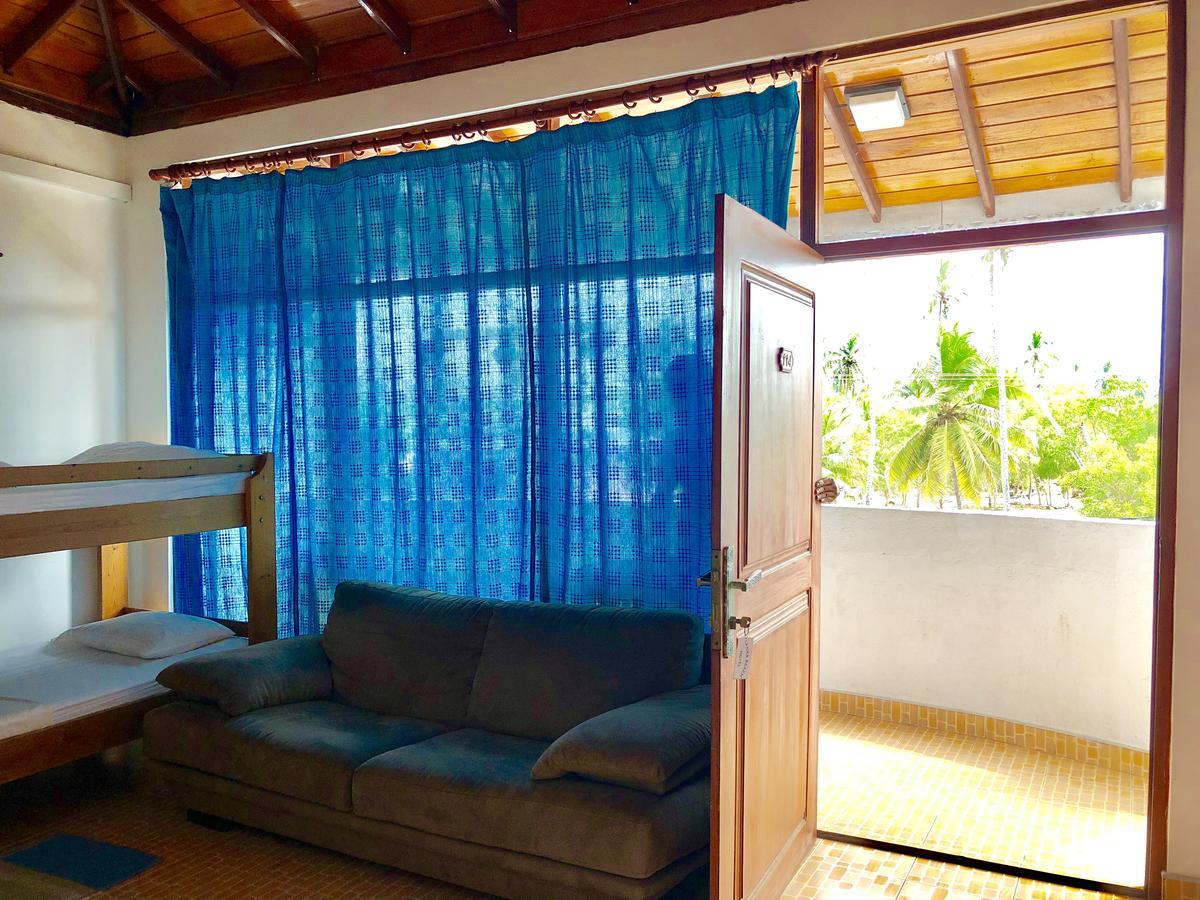 Lanka Beach Hotel Ettukala Luaran gambar